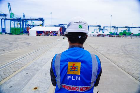 Makassar New Port Jadi Pelabuhan Yang Hemat Listrik Pln Dan Ramah