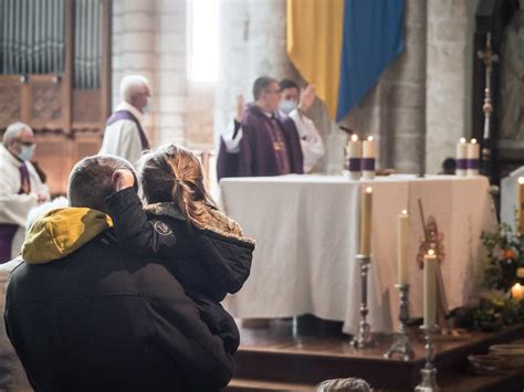 Paroisses St Conwoïon et St Melaine en pays de Redon Mgr Joly 15 1200