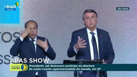 Sem provas Bolsonaro volta a lançar suspeitas sobre processo eleitoral