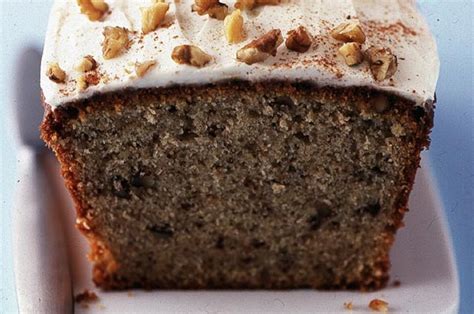 Banana and walnut cake | British Recipes | GoodtoKnow