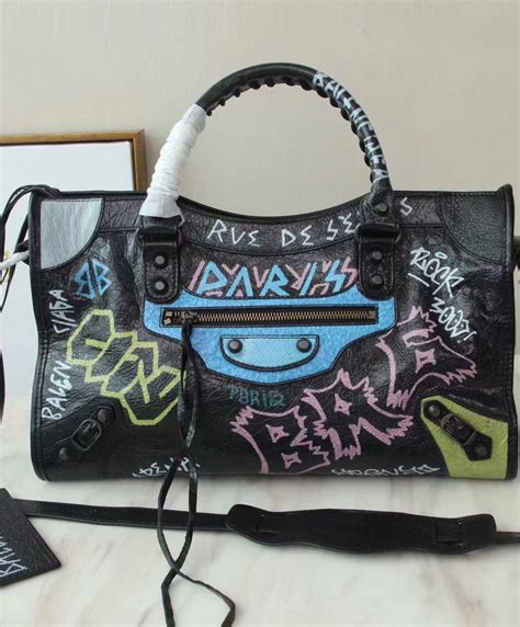 Balenciaga Graffiti Classic City Shoulder Bag Black 30 cm - Replica ...