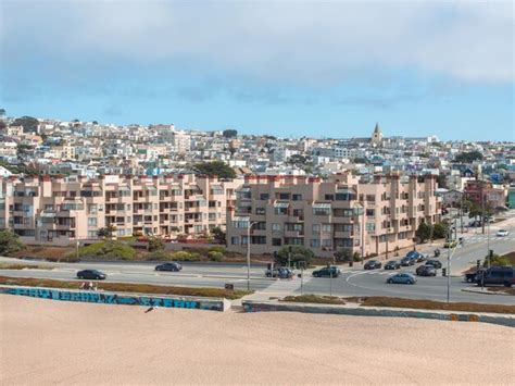 Donde El Mar Se Encuentra Con La Tierra En San Francisco Foto Premium