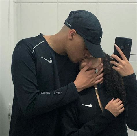 Pin De M O R E N A🐍 Em Couples Fotos Tumblr De Meninos Frases Foto