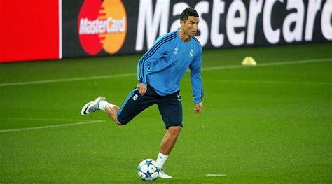 Cristiano Ronaldo’s training tips | FourFourTwo