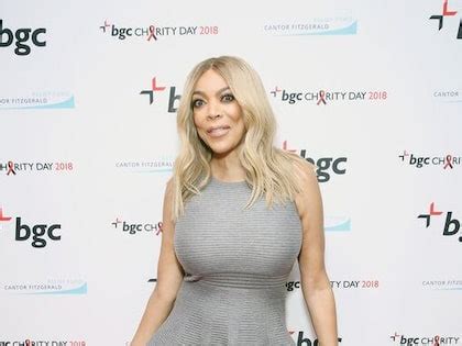 Heather Locklear S Th Birthday Bikini Stroll