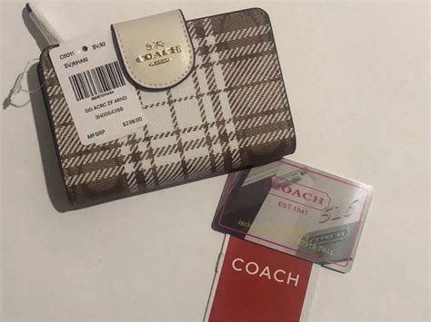 【未使用】 1円スタート Coach コーチ 折財布 カーキ チャークマルチ 新品未使用 C6011の落札情報詳細 ヤフオク落札価格検索