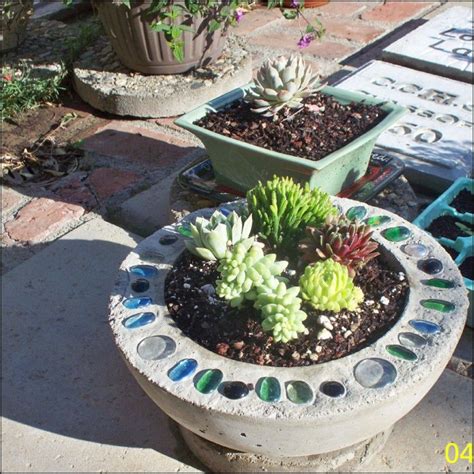 Creative Diy Garden Containers And Planters From Recycled Materials