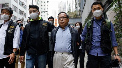 Hong Kong Police Arrest Democracy Activist For Subversion Dw 03 21 2023