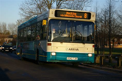 Arriva Midlands Dennis Dart Slf R Tjw With Pla Flickr