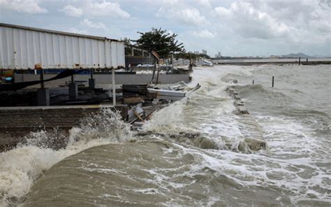 Tiada Rancangan Beri Mangsa Banjir Bantuan Tunai Kata KM P Pinang FMT