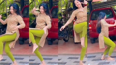 Mallu Reels Actress Ponnu Vava Hot Rare Legs Show In Leggins Hot