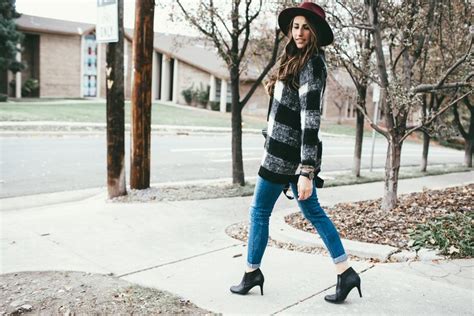 Holiday Casual Outfit: Sweater and High Heel Ankle Boots