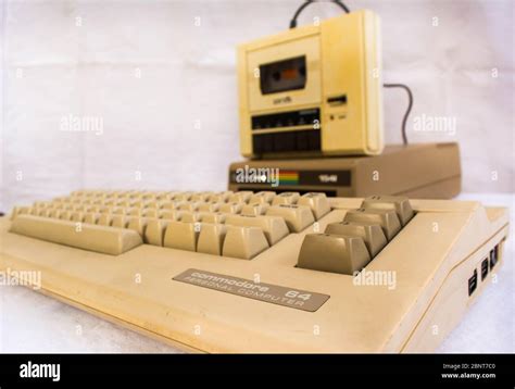 Commodore Amiga Computadora Vintage Fotograf As E Im Genes De Alta