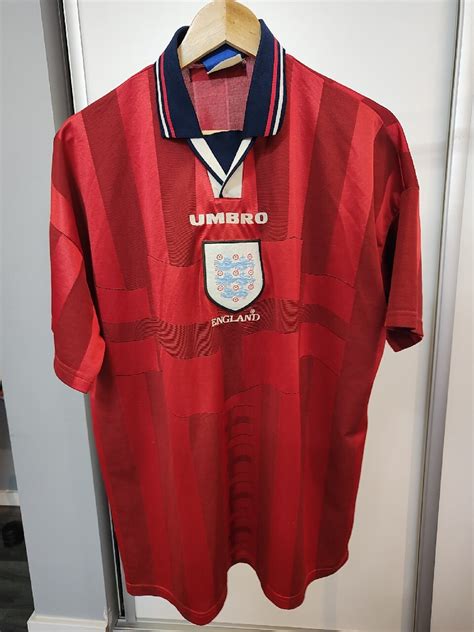 Umbro Koszulka Anglii 1997 99 Wiercany Licytacja Na Allegro Lokalnie