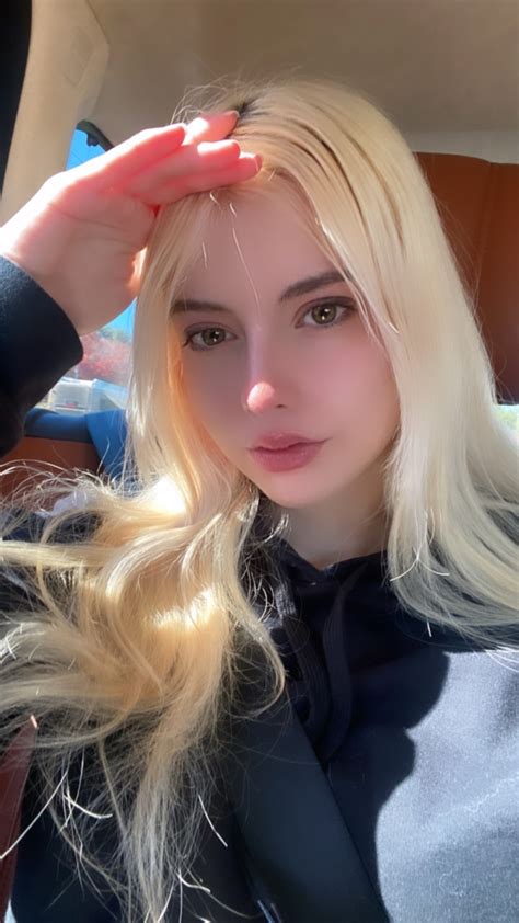 TW Pornstars Julia Burch Twitter No Makeup Days