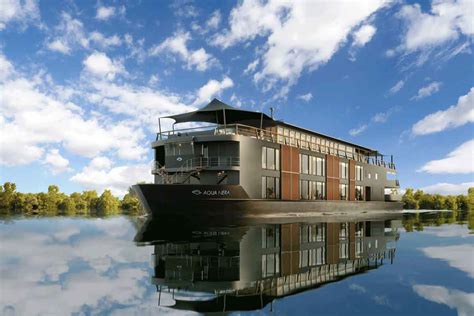 Peru Amazon River Tour | Luxury Cruise Boat Travel