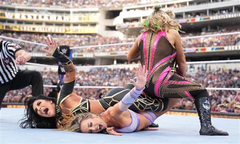 Wrestlemania 39 Photos Ronda Rousey Shayna Baszler Win Fatal 4 Way