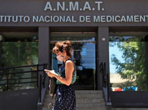 ANMAT prohíbe la venta y comercialización de un producto de limpieza y