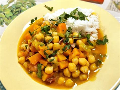 GUISADO DE GRÃO DE BICO COM ABÓBORA - Deliciosa Paparoca
