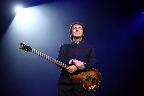 El Músico Y Activista Paul Mccartney Cumple Años