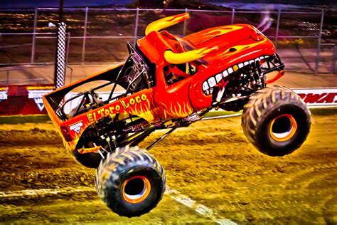 Monster Jam New Weston Ohio 2013 Sportsandmore Monster Trucks Big