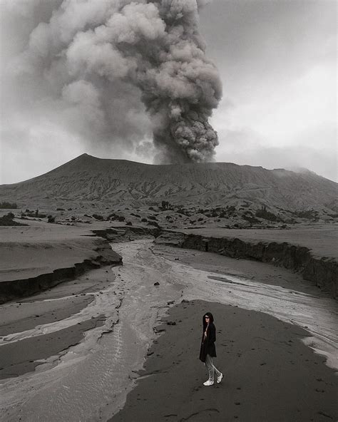 Mount Bromo Eruption, Mount Bromo Eruption March 2019