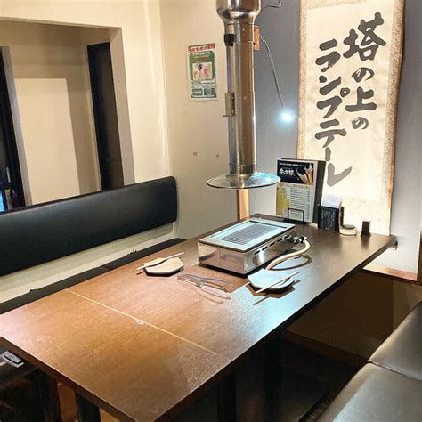 内観写真 精肉卸問屋直営焼肉店 肉匠牛次郎 江坂店 （ギュウジロウ） 江坂焼肉 食べログ