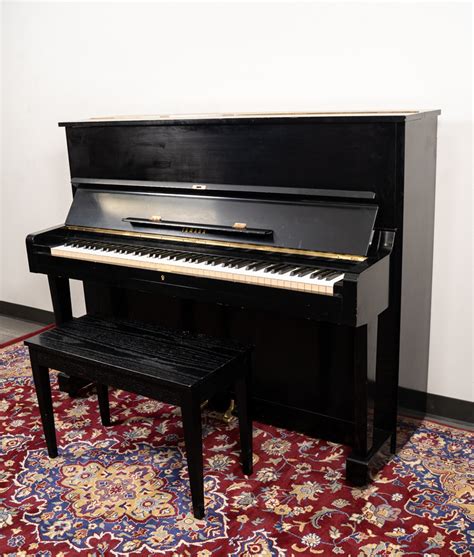 Yamaha Yamaha 48 U1 Upright Piano Or Polished Ebony Or Sn 1974462