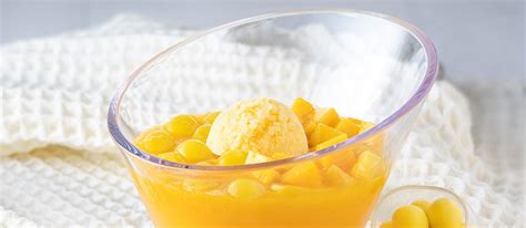 Mango Pomelo Sago In Hui Lau Shan | TasteAtlas | Recommended authentic ...