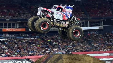 Monster Jam World Finals XXII Lucas Stabilizer Cynthia Gauthier