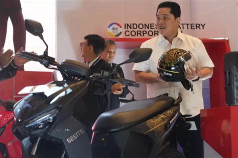 Kerjasama Dengan Timnas Indonesia Gesits Luncurkan Sepeda Motor