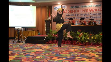 Performa Pencak Silat Mahasiswa Wisuda Dan Angkat Sumpah Angkatan