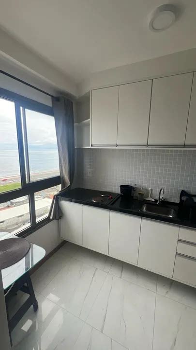 Apartamento Na Rua Vicente Batalha Costa Azul Em Salvador Por R