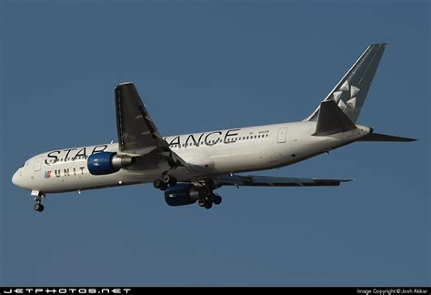 N653UA Boeing 767 322 ER United Airlines Josh Akbar JetPhotos