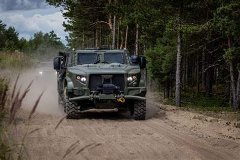 Jltv Interest Continues For Oshkosh Defense Oshkosh Defense