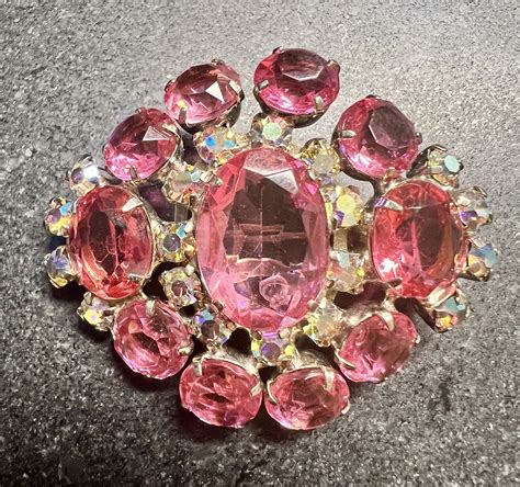 Vintage Unmarked Pink Aurora Borealis Faceted Rhinest… - Gem