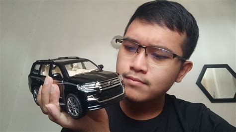 Unboxing Toyota Land Cruiser 200 Official License Diecast 1 24 Youtube