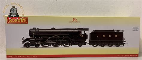 Hornby R30087 OO Gauge LNER A3 4 6 2 Class No 45 Lemberg LNER Black