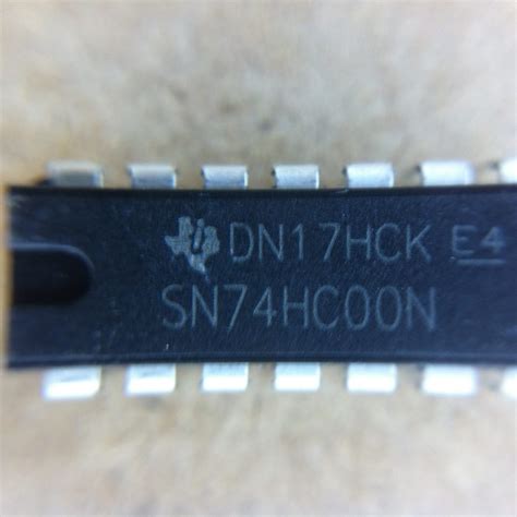 Pcs Sn Hc N Quad Input Nand Gate A D Electronics