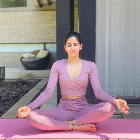 Sakshi Malik Hot Photos TeluguBulletin