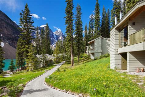 Lodge Photo Gallery | Moraine Lake Lodge in Banff