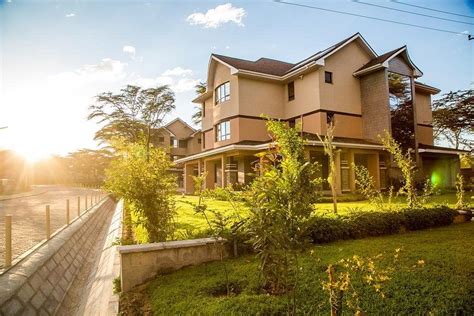 Lake Naivasha Resort | Lake Naivasha National Park | Kenya Lodges