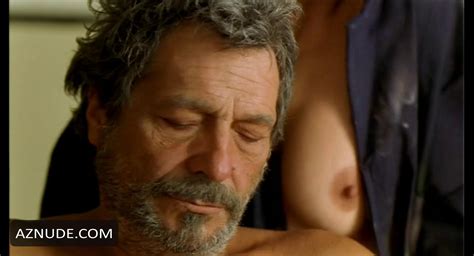 LA MIRADA DEL OTRO NUDE SCENES AZNude