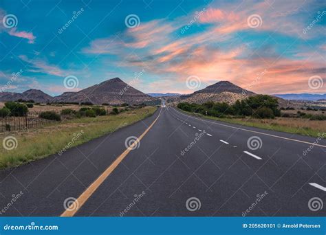 N1 Highway Through Beautiful Valleys And Mountains To Bloemfontein