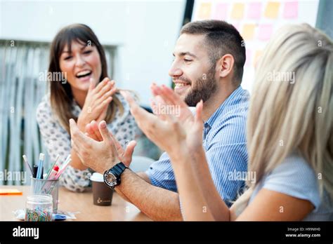 Clapping Hands Hi Res Stock Photography And Images Alamy