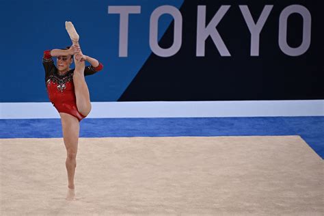 Tokyo 2020 Ginnastica Vanessa Ferrari Dargento Nel Corpo Libero