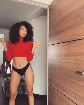 Afroguajira Auxy Guerra Speechless Mahia Nude Leaks TheFappening