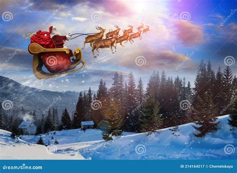 Magic Christmas Eve Santa With Reindeers Flying In Sky Stock Illustration Illustration Of