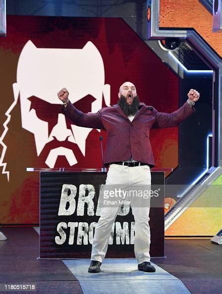 Wwe Wrestler Braun Strowman Is Introduced At A Wwe News Conference At