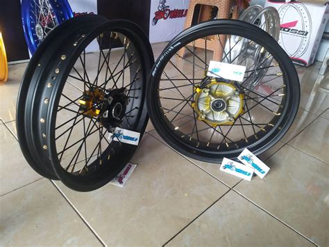 Wheelset Velg Roda Supermoto Honda Crf Ukuran Lazada